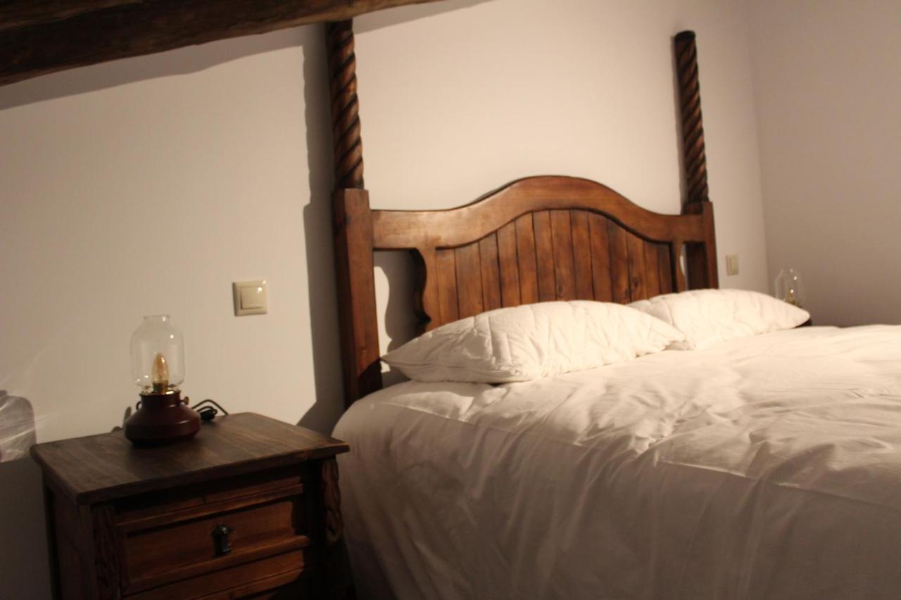 Apartamentos Rurales 'Los Soportales' Tendilla エクステリア 写真