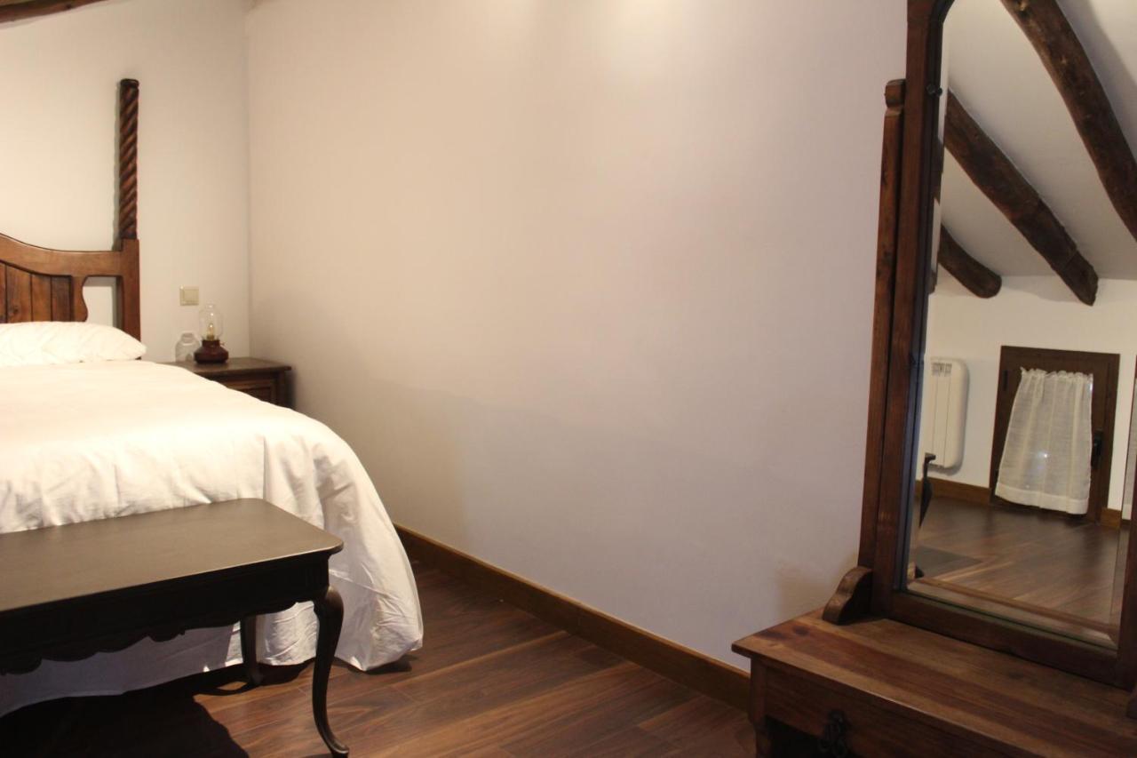 Apartamentos Rurales 'Los Soportales' Tendilla エクステリア 写真
