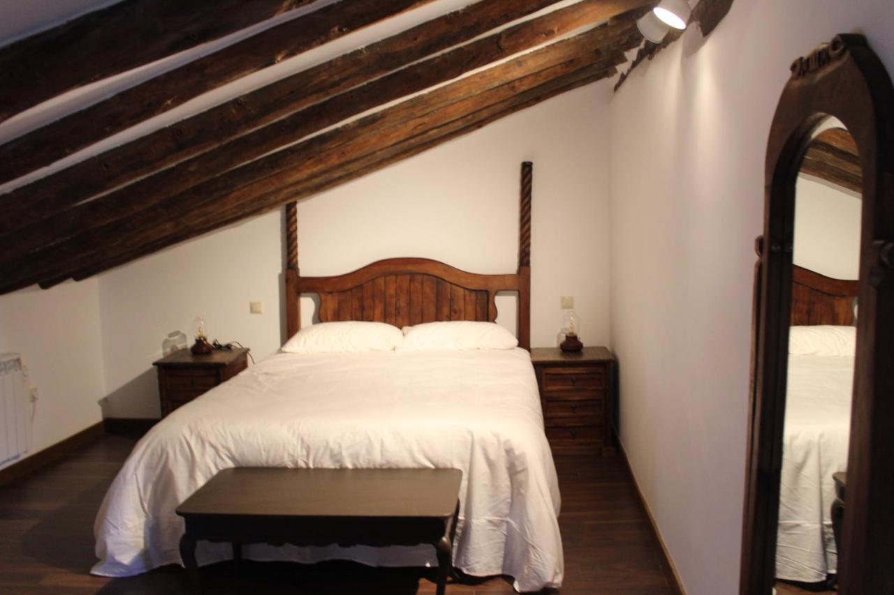 Apartamentos Rurales 'Los Soportales' Tendilla エクステリア 写真