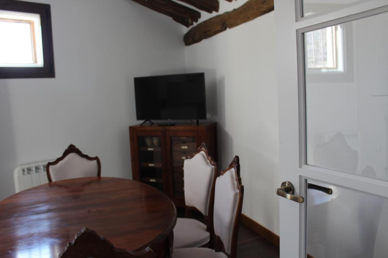 Apartamentos Rurales 'Los Soportales' Tendilla エクステリア 写真